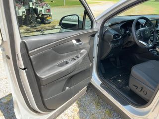 2020 Hyundai Santa Fe SEL - Driver's Front Door Image